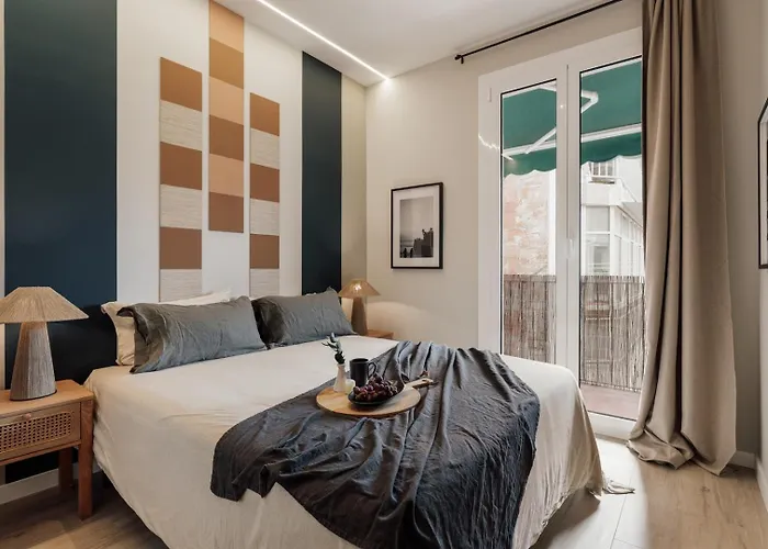 Davut - 3 Bedrooms And Office In Eixample Esquerra